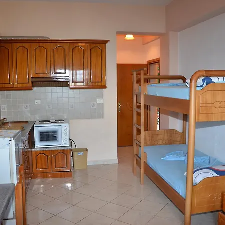 Tare Apartment *