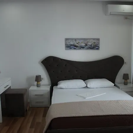 Apartment Tare