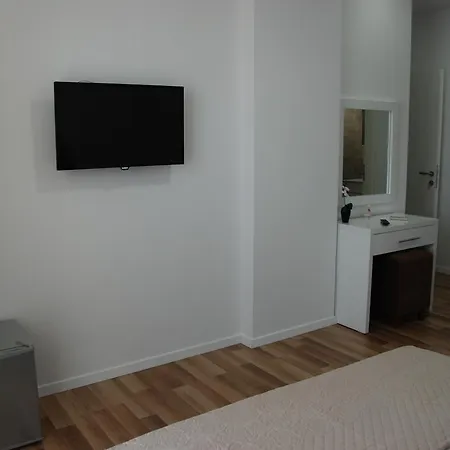 Apartment Tare