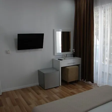 Apartment Tare *