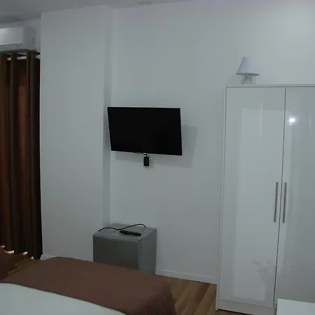 Tare Apartment *