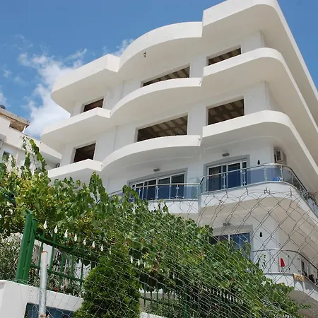 Tare Apartment Sarande