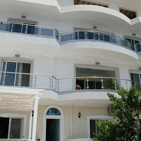 Tare Apartment *