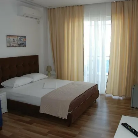 Apartment Tare